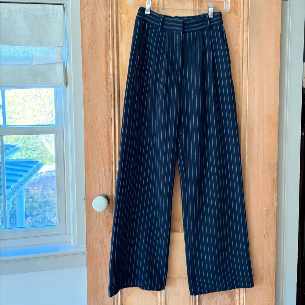 Abercrombie & Fitch navy pinstripe pant XXS short petite - Picture 1 of 4